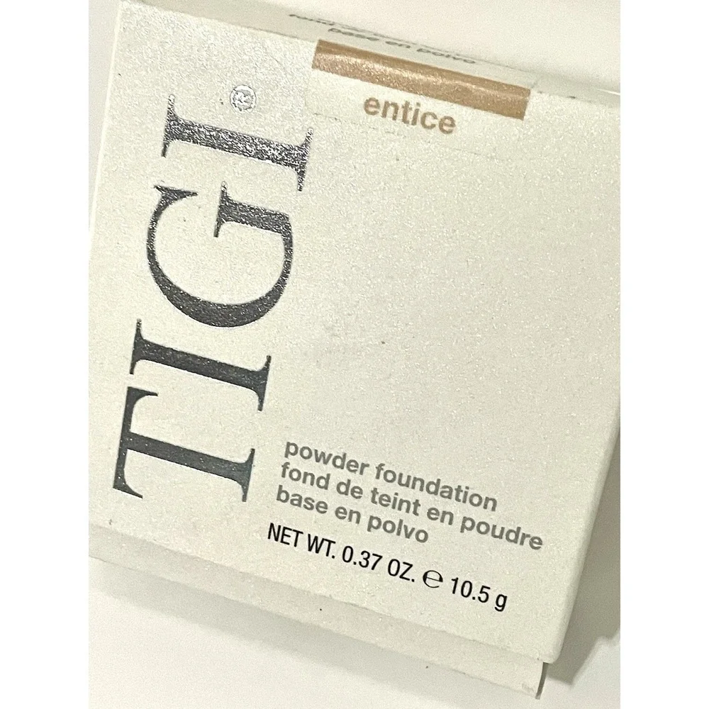 TIGI Powder Foundation Entice 0.37oz Oil-Free Buildable Coverage